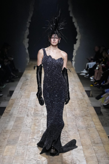 Fotoservizio/FW 23-24/WOMEN/SFILATA/MOSCHINO/DP2/46