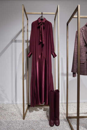 Fotoservizio/FW 23-24/WOMEN/PRESENTAZIONE/KITON/DP2/0