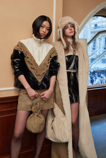 Fotoservizio/FW 23-24/WOMEN/PRESENTAZIONE/BORBONESE/DP2/6
