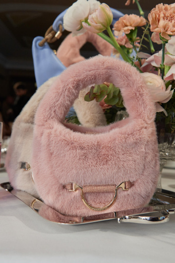 Fotoservizio/FW 23-24/WOMEN/PRESENTAZIONE/BORBONESE/DP2/27