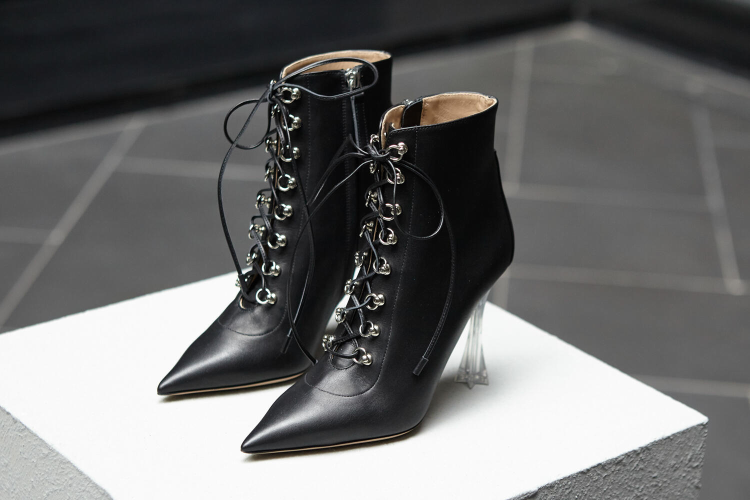 ZINEB HAZIM&KARIM DAOUDI WOMEN FW 23-24 - Foto #14