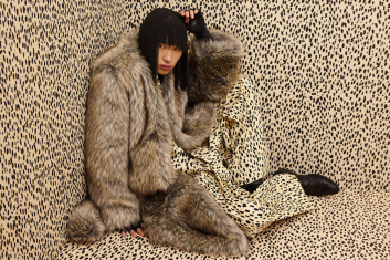 Fotoservizio/FW 23-24/WOMEN/PRESENTAZIONE/SSHEENA/DP2/5