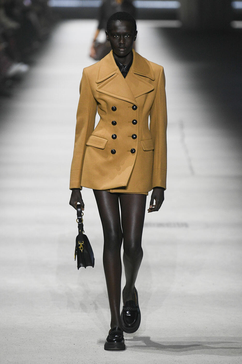 TOD'S WOMEN FW 23-24 - Foto #3