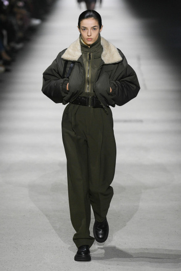 Fotoservizio/FW 23-24/WOMEN/SFILATA/TOD'S/DP2/29
