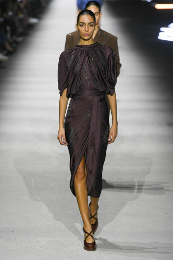 Fotoservizio/FW 23-24/WOMEN/SFILATA/TOD'S/DP2/25