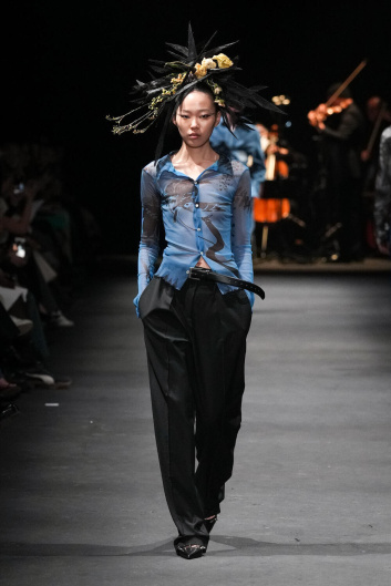 Fotoservizio/FW 23-24/WOMEN/SFILATA/ACT N°1/DP2/2
