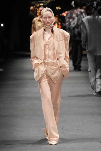 Fotoservizio/FW 23-24/WOMEN/SFILATA/ACT N°1/DP2/8