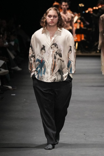 Fotoservizio/FW 23-24/WOMEN/SFILATA/ACT N°1/DP2/0
