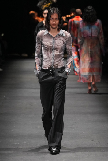 Fotoservizio/FW 23-24/WOMEN/SFILATA/ACT N°1/DP2/12