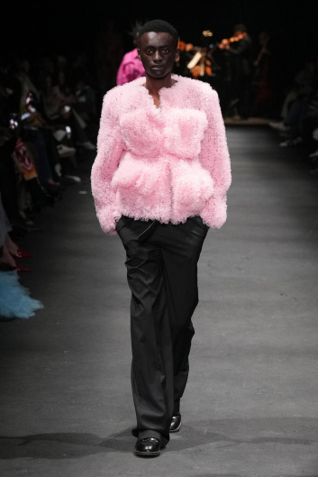 Fotoservizio/FW 23-24/WOMEN/SFILATA/ACT N°1/DP2/7