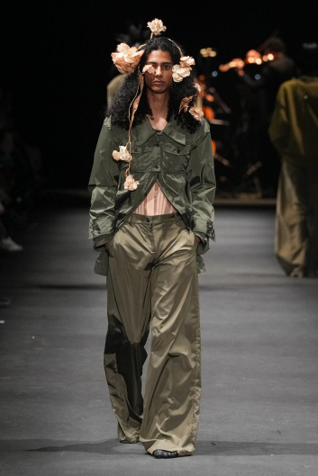 Fotoservizio/FW 23-24/WOMEN/SFILATA/ACT N°1/DP2/24