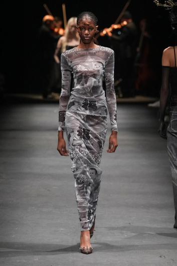 Fotoservizio/FW 23-24/WOMEN/SFILATA/ACT N°1/DP2/17