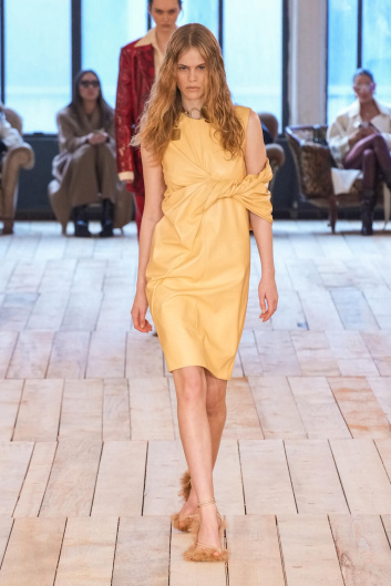 Fotoservizio/FW 23-24/WOMEN/SFILATA/SPORTMAX/DP2/3