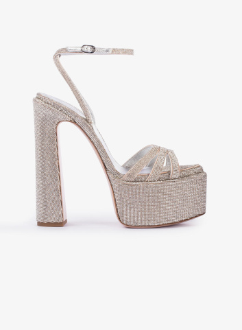 Fotoservizio/FW 23-24/WOMEN/PRESENTAZIONE/LE SILLA/DP2/15