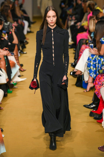 Fotoservizio/FW 23-24/WOMEN/SFILATA/PHILOSOPHY DI LORENZO SERAFINI/DP2/8