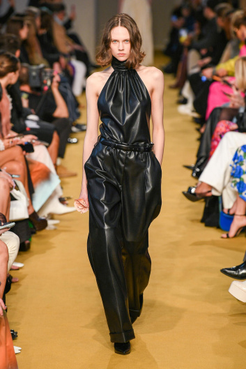 Fotoservizio/FW 23-24/WOMEN/SFILATA/PHILOSOPHY DI LORENZO SERAFINI/DP2/18