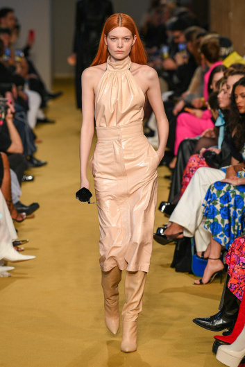 Fotoservizio/FW 23-24/WOMEN/SFILATA/PHILOSOPHY DI LORENZO SERAFINI/DP2/21