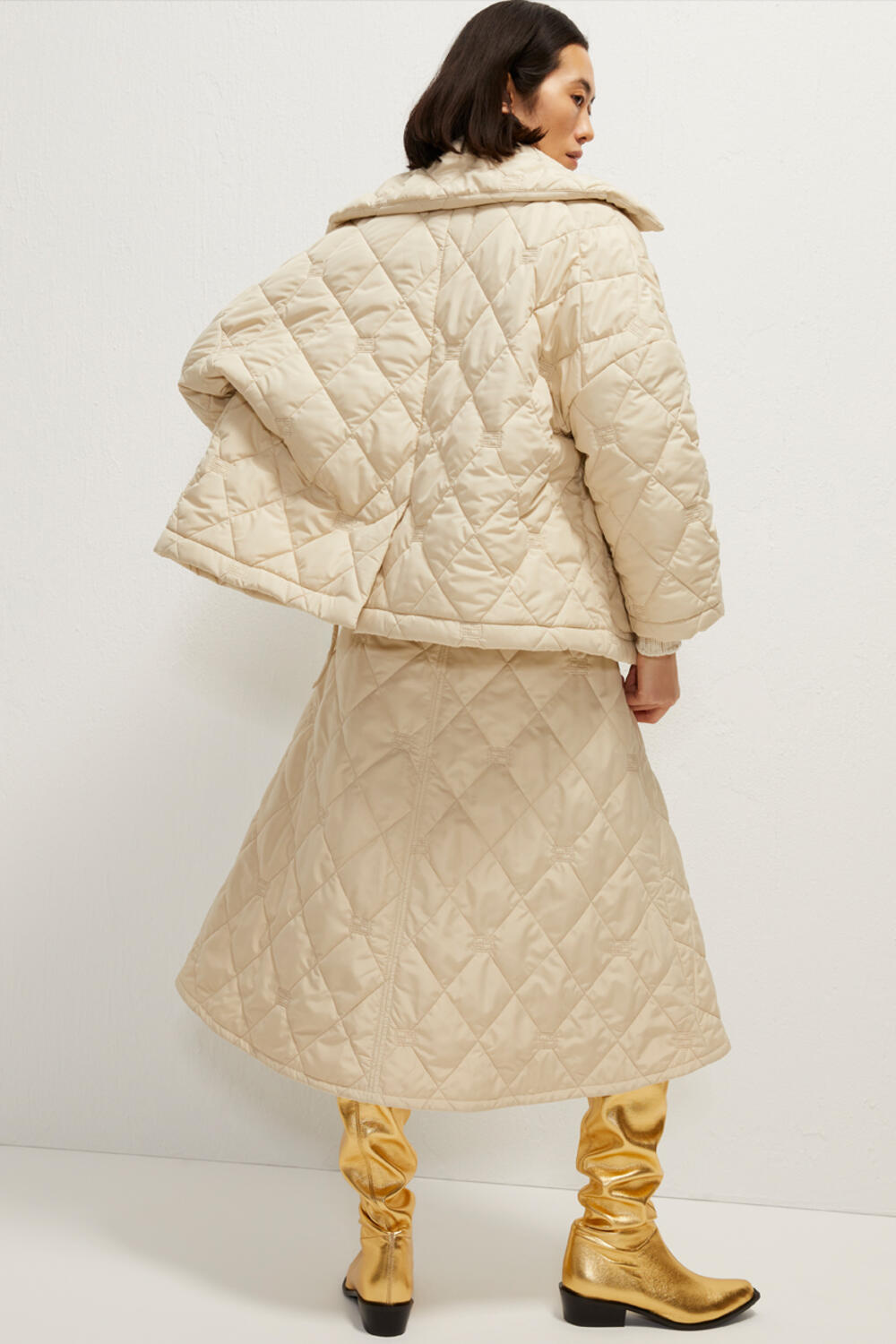 BEATRICE .B WOMEN FW 23-24 - Foto #9