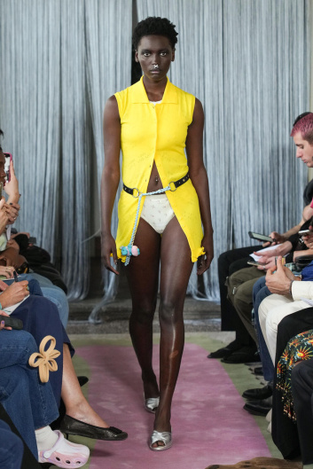 Fotoservizio/SS 2023/WOMEN/SFILATA/CORMIO/DP2/10