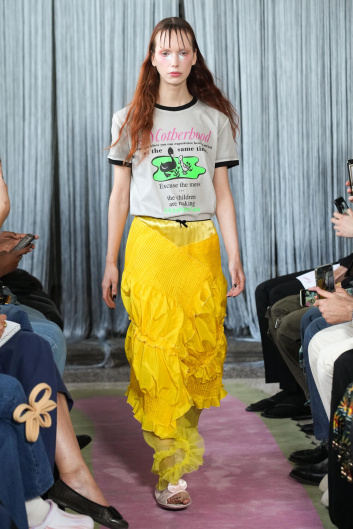 Fotoservizio/SS 2023/WOMEN/SFILATA/CORMIO/DP2/3