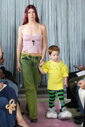 Fotoservizio/SS 2023/WOMEN/SFILATA/CORMIO/DP2/13