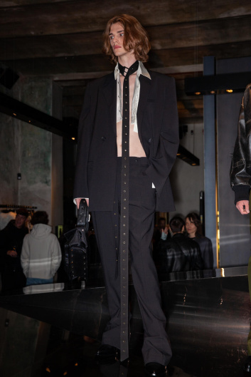 Fotoservizio/SS 2023/WOMEN/PRESENTAZIONE/SSHEENA/DP2/4