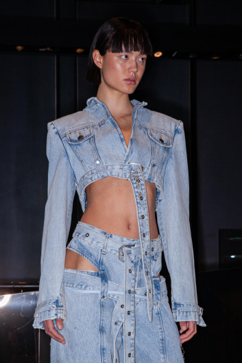 Fotoservizio/SS 2023/WOMEN/PRESENTAZIONE/SSHEENA/DP2/20