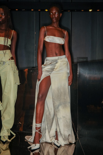 Fotoservizio/SS 2023/WOMEN/PRESENTAZIONE/SSHEENA/DP2/28
