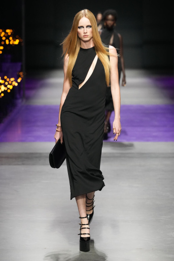 Fotoservizio/SS 2023/WOMEN/SFILATA/VERSACE/DP2/1