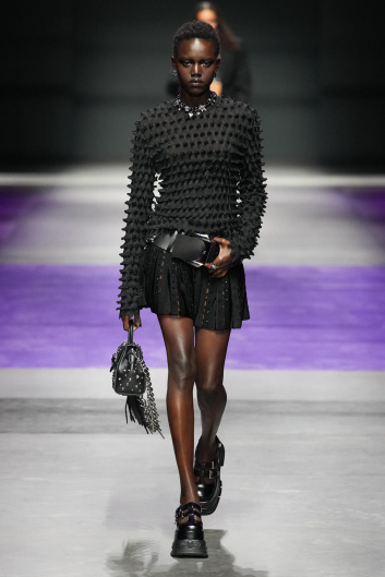 Fotoservizio/SS 2023/WOMEN/SFILATA/VERSACE/DP2/10