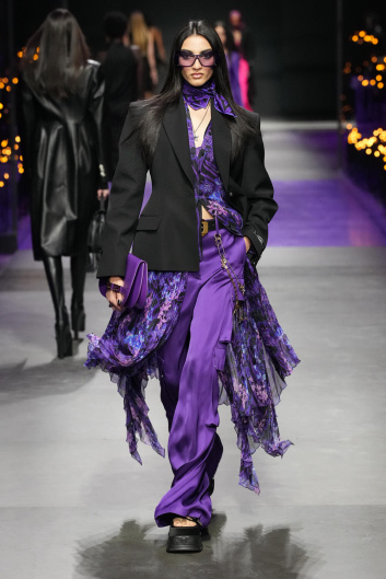 Fotoservizio/SS 2023/WOMEN/SFILATA/VERSACE/DP2/4