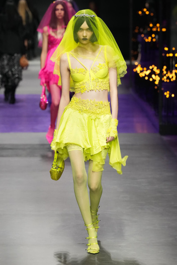 Fotoservizio/SS 2023/WOMEN/SFILATA/VERSACE/DP2/8