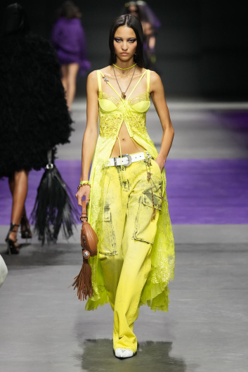 Fotoservizio/SS 2023/WOMEN/SFILATA/VERSACE/DP2/5