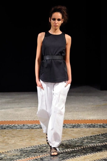 Fotoservizio/SS 2016/WOMEN/FATIMA VAL/DP1/4