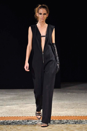 Fotoservizio/SS 2016/WOMEN/FATIMA VAL/DP1/18