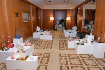 Fotoservizio/SS 2023/WOMEN/PRESENTAZIONE/MARIO VALENTINO/DP2/1