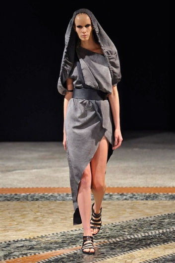 Fotoservizio/SS 2016/WOMEN/FATIMA VAL/DP1/23