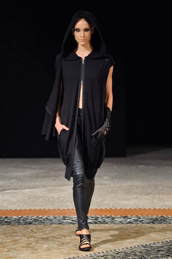 Fotoservizio/SS 2016/WOMEN/FATIMA VAL/DP1/25