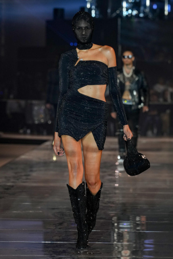 Fotoservizio/SS 2023/WOMEN/SFILATA/PHILIPP PLEIN/DP2/12