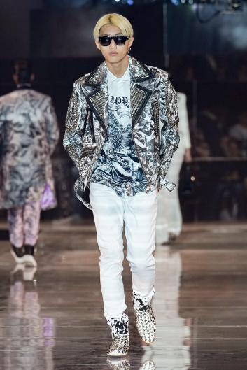 Fotoservizio/SS 2023/WOMEN/SFILATA/PHILIPP PLEIN/DP2/22
