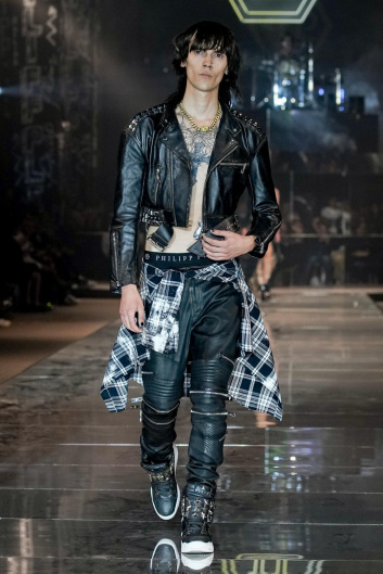 Fotoservizio/SS 2023/WOMEN/SFILATA/PHILIPP PLEIN/DP2/15