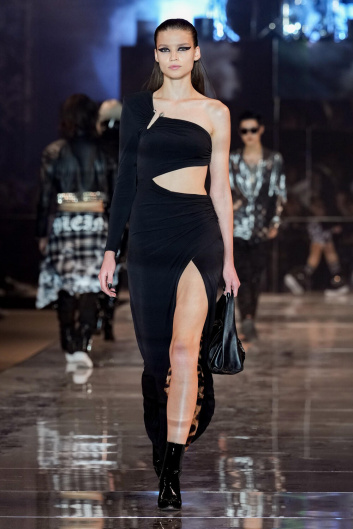 Fotoservizio/SS 2023/WOMEN/SFILATA/PHILIPP PLEIN/DP2/16