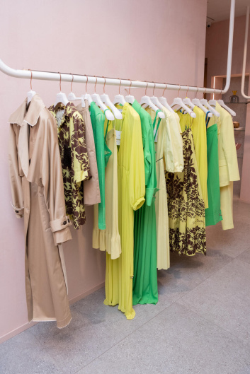 Fotoservizio/SS 2023/WOMEN/PRESENTAZIONE/BEATRICE B/DP2/8