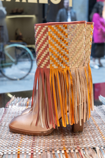 Fotoservizio/SS 2023/WOMEN/PRESENTAZIONE/POLLINI/DP2/6