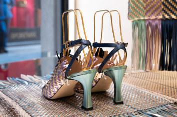 Fotoservizio/SS 2023/WOMEN/PRESENTAZIONE/POLLINI/DP2/8