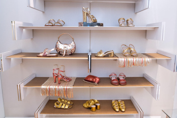 Fotoservizio/SS 2023/WOMEN/PRESENTAZIONE/POLLINI/DP2/2