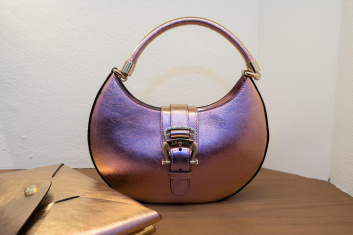 Fotoservizio/SS 2023/WOMEN/PRESENTAZIONE/POLLINI/DP2/15