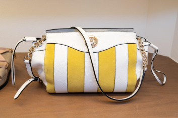 Fotoservizio/SS 2023/WOMEN/PRESENTAZIONE/POLLINI/DP2/27