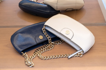 Fotoservizio/SS 2023/WOMEN/PRESENTAZIONE/POLLINI/DP2/39