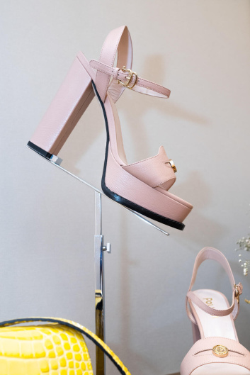 Fotoservizio/SS 2023/WOMEN/PRESENTAZIONE/POLLINI/DP2/50